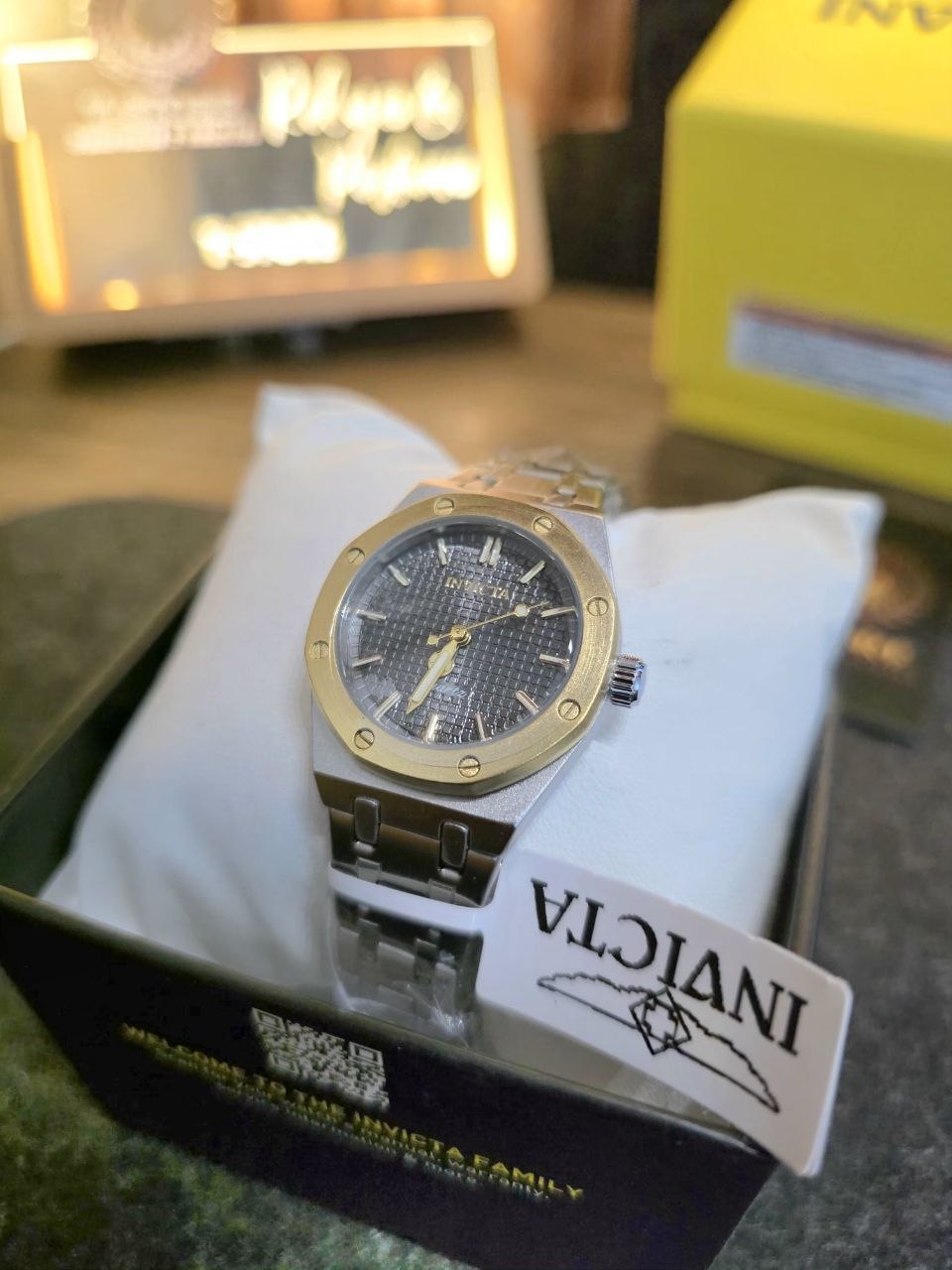 Invicta Celestial 69258 – Reloj Elegante para Mujer