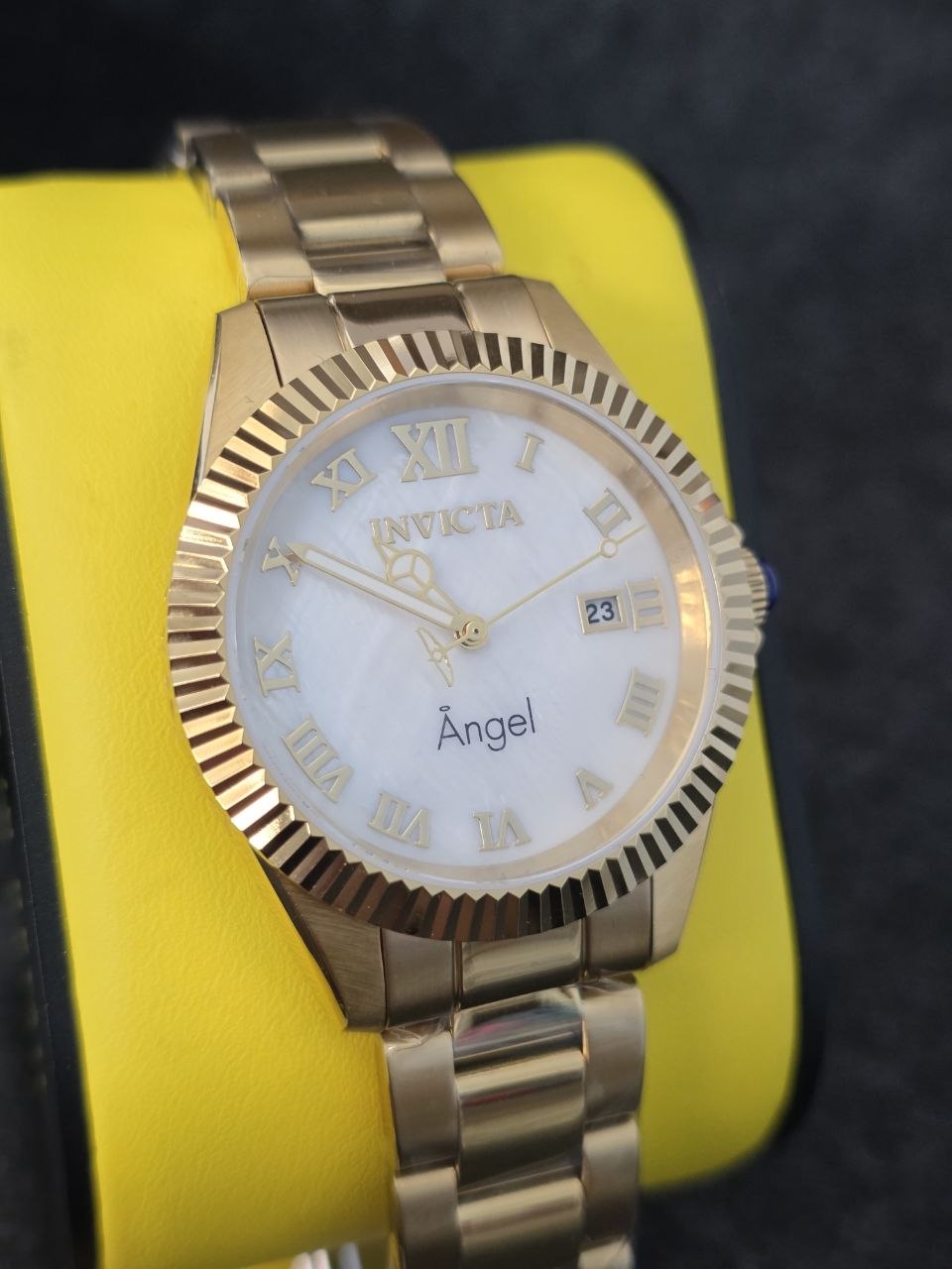 Invicta Angel Neomura Modelo 36058 (Mujer)