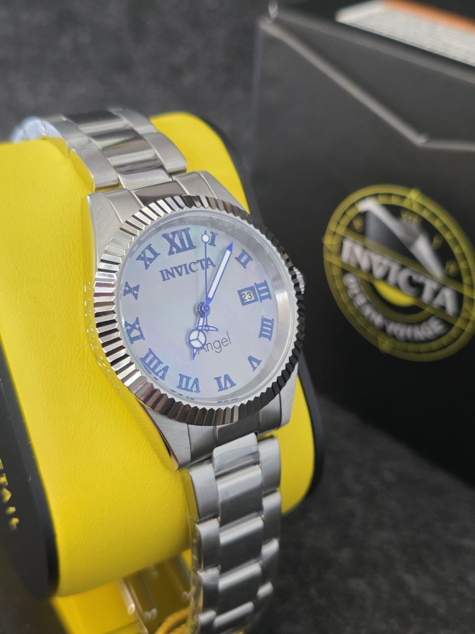 Invicta Angel Neomura Modelo 36057 (Mujer)