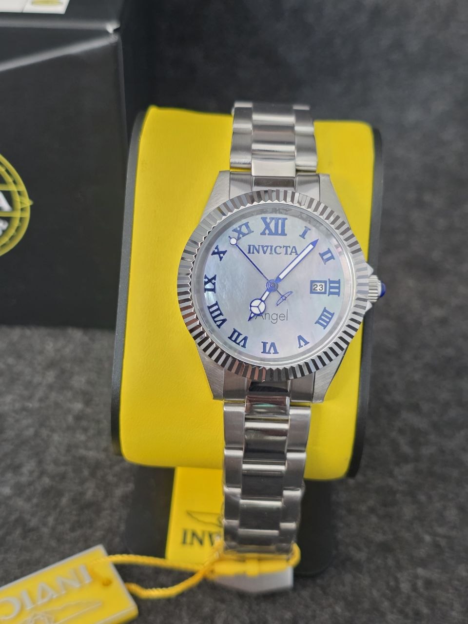 Invicta Angel Neomura Modelo 36057 (Mujer)